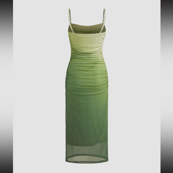 MESH SQUARE NECK GRADIENT RUCHED MAXI DRESS IN GREEN - Picture 2 of 5
